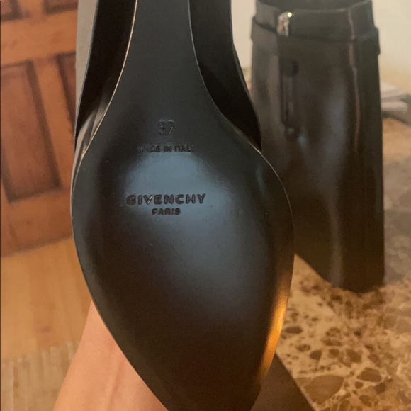 Givenchy shark lock ankle boots - Picture 3 of 5